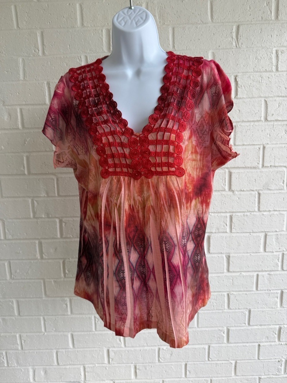 Apt. 9 Red, Coral Ombre, Tunic with Crochet V-Neck Attachment Size XL Women’s